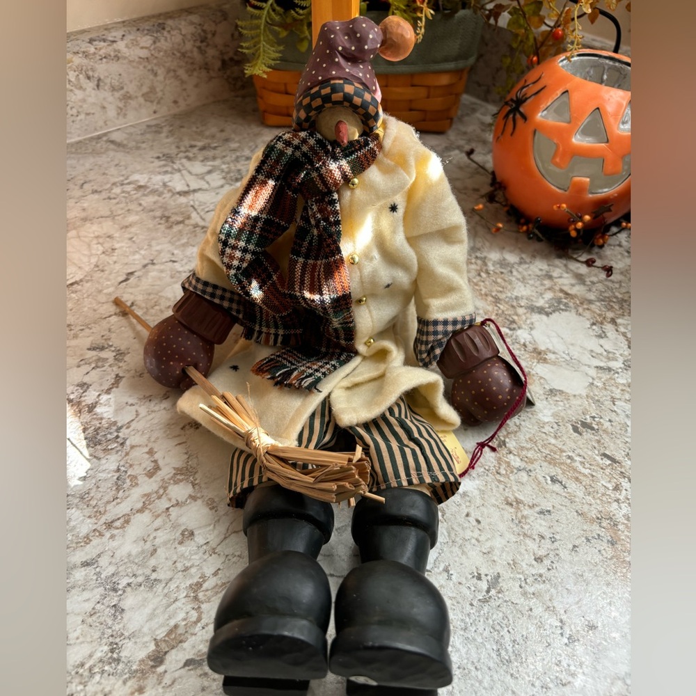 Williraye Doll Folks WW4007. Stewart Snowman Doll